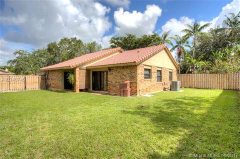 3345 E Point Dr, Hollywood, FL 33026 photo 17
