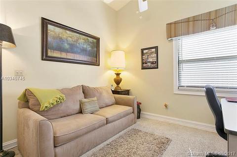 3345 E Point Dr, Hollywood, FL 33026 photo 14