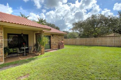 3345 E Point Dr, Hollywood, FL 33026 photo 15