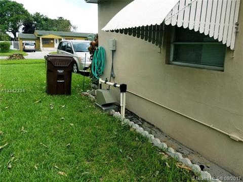 280 W 54th St, Hialeah, FL 33012 photo 12