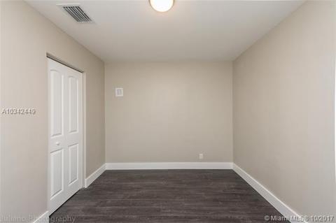 5821 W 3rd Ct, Hialeah, FL 33012 photo 5