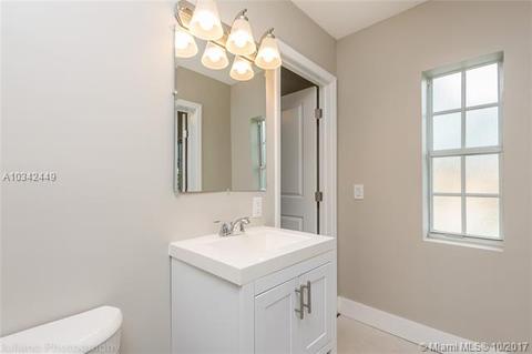5821 W 3rd Ct, Hialeah, FL 33012 photo 14