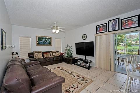 5801 S Sable Cir, Margate, FL 33063 photo 13