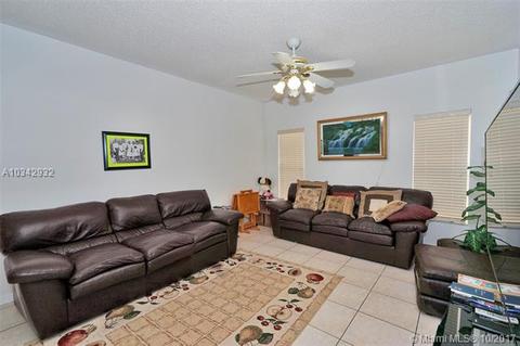 5801 S Sable Cir, Margate, FL 33063 photo 29