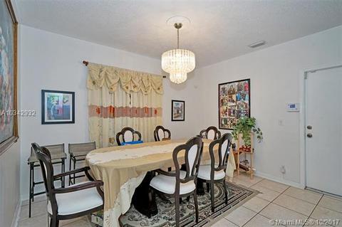 5801 S Sable Cir, Margate, FL 33063 photo 5