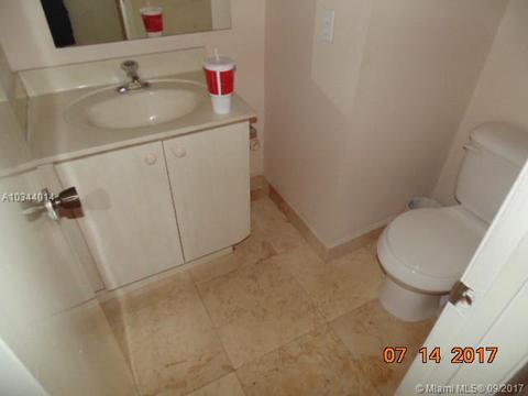 Undisclosed, Hialeah, FL 33015 photo 15