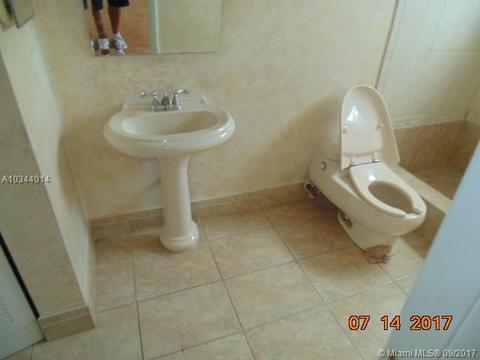 Undisclosed, Hialeah, FL 33015 photo 11