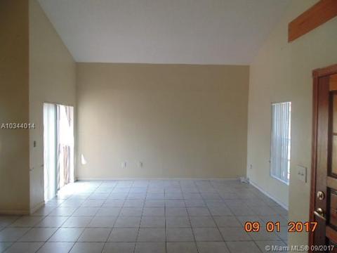 Undisclosed, Hialeah, FL 33015 photo 2