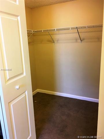 Undisclosed, Miami, FL 33179 photo 17