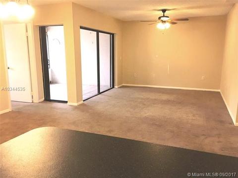Undisclosed, Miami, FL 33179 photo 2