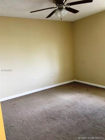 Undisclosed, Miami, FL 33179 photo 12