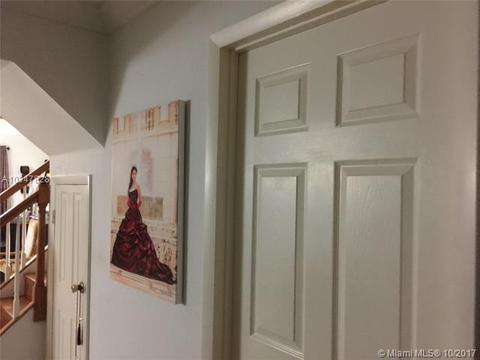 Undisclosed, Hialeah, FL 33016 photo 4