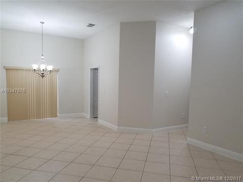 Undisclosed, Miami, FL 33185 photo 6
