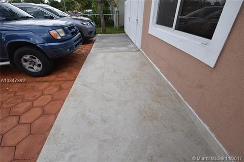 6920 W 10th Ave, Hialeah, FL 33014 photo 2