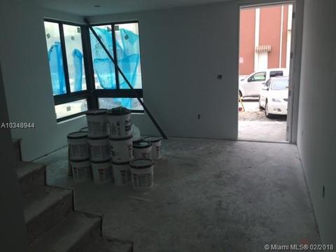 4364 E 10th Ave, Hialeah, FL 33013 photo 6