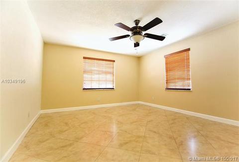 626 E 19th St, Hialeah, FL 33013 photo 20