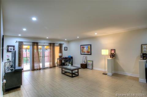 7126 Ballantrae Ct, Miami Lakes, FL 33014 photo 3