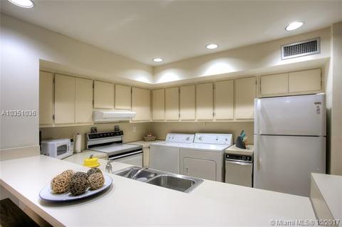 7126 Ballantrae Ct, Miami Lakes, FL 33014 photo 5