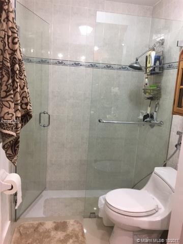 Undisclosed, Hialeah, FL 33015 photo 33