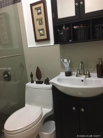 Undisclosed, Hialeah, FL 33015 photo 28