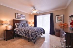 240 Hampton Ln, Key Biscayne, FL 33149 photo 8