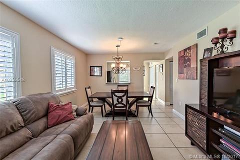 6235 SW 47th Mnr #101, Davie, FL 33314 photo 6
