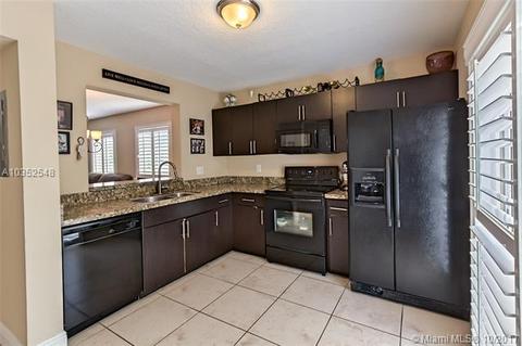 6235 SW 47th Mnr #101, Davie, FL 33314 photo 8