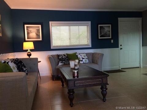 21 E 3rd St #206, Hialeah, FL 33010 photo 1