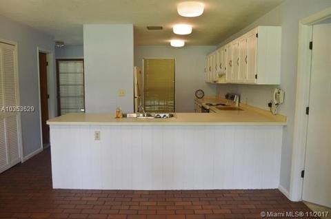 226 Hampton Ave, Labelle, FL 33935 photo 4