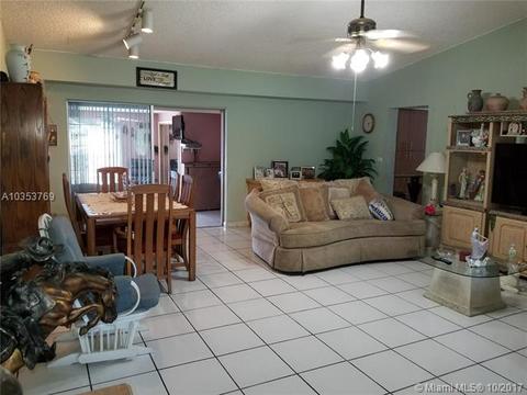 4020 E 3rd Ave, Hialeah, FL 33013 photo 9