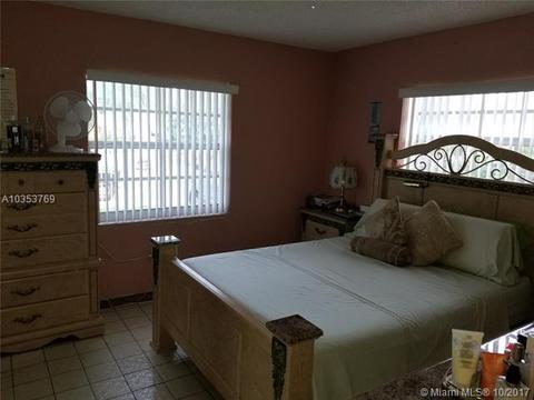 4020 E 3rd Ave, Hialeah, FL 33013 photo 12