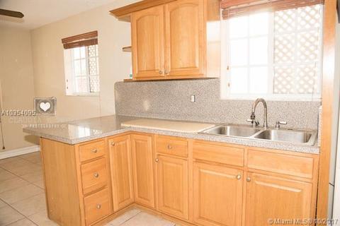 633 E 45th St, Hialeah, FL 33013 photo 13