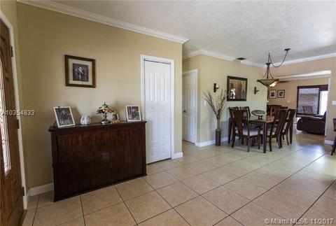 60 E 53rd Ter, Hialeah, FL 33013 photo 9
