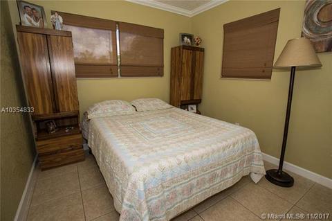 60 E 53rd Ter, Hialeah, FL 33013 photo 16