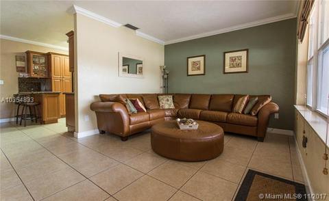 60 E 53rd Ter, Hialeah, FL 33013 photo 11