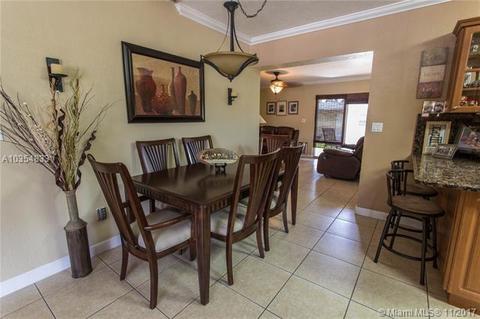 60 E 53rd Ter, Hialeah, FL 33013 photo 14