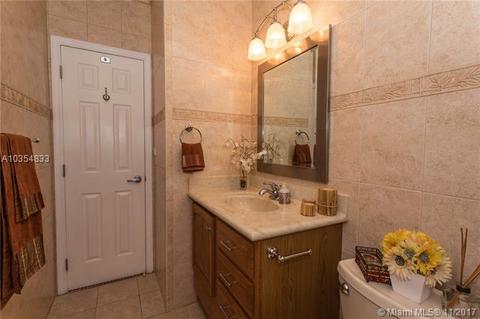 60 E 53rd Ter, Hialeah, FL 33013 photo 19
