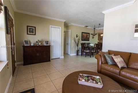 60 E 53rd Ter, Hialeah, FL 33013 photo 8