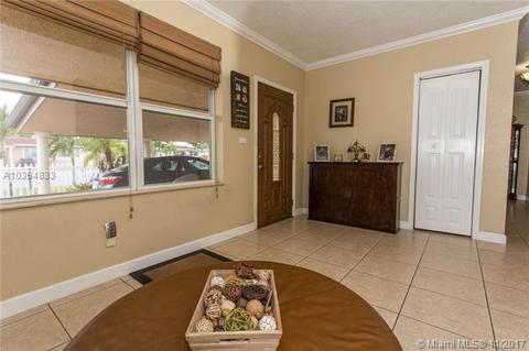 60 E 53rd Ter, Hialeah, FL 33013 photo 7