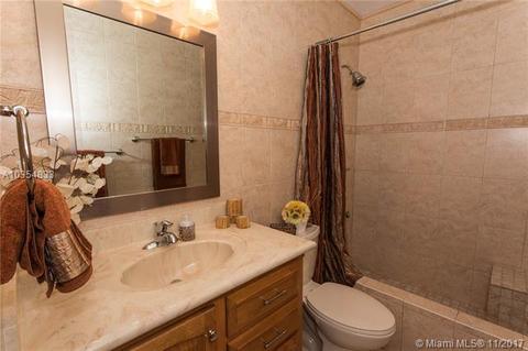 60 E 53rd Ter, Hialeah, FL 33013 photo 18