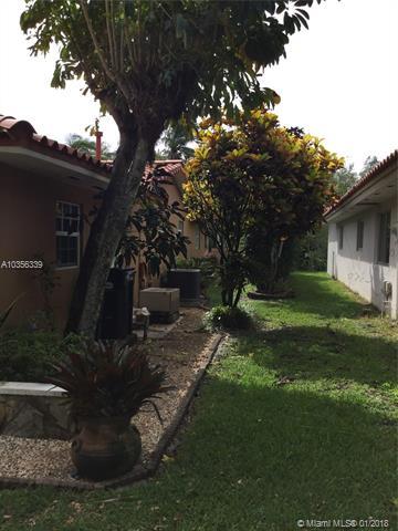 7340 Sabal Dr, Miami Lakes, FL 33014 photo 5