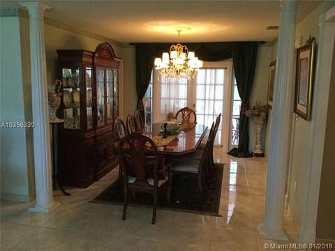 7340 Sabal Dr, Miami Lakes, FL 33014 photo 9