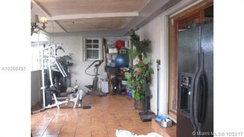 165 W 37th St, Hialeah, FL 33012 photo 4