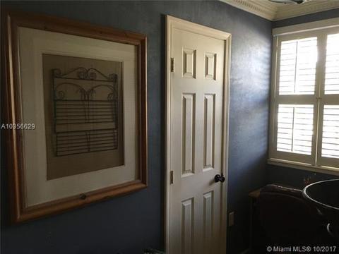 492 SE 6th St, Hialeah, FL 33010 photo 23