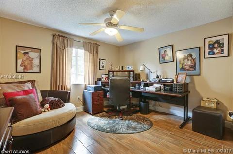 8765 NW 189th Ter, Hialeah, FL 33018 photo 13