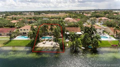 8765 NW 189th Ter, Hialeah, FL 33018 photo 24