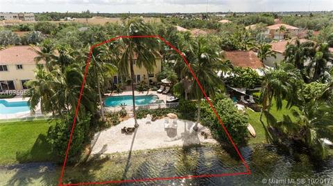 8765 NW 189th Ter, Hialeah, FL 33018 photo 27