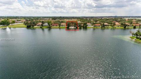 8765 NW 189th Ter, Hialeah, FL 33018 photo 26