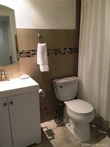 Undisclosed, Hialeah, FL 33012 photo 8