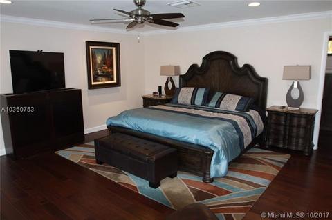 8326 Dundee Ter, Miami Lakes, FL 33016 photo 8